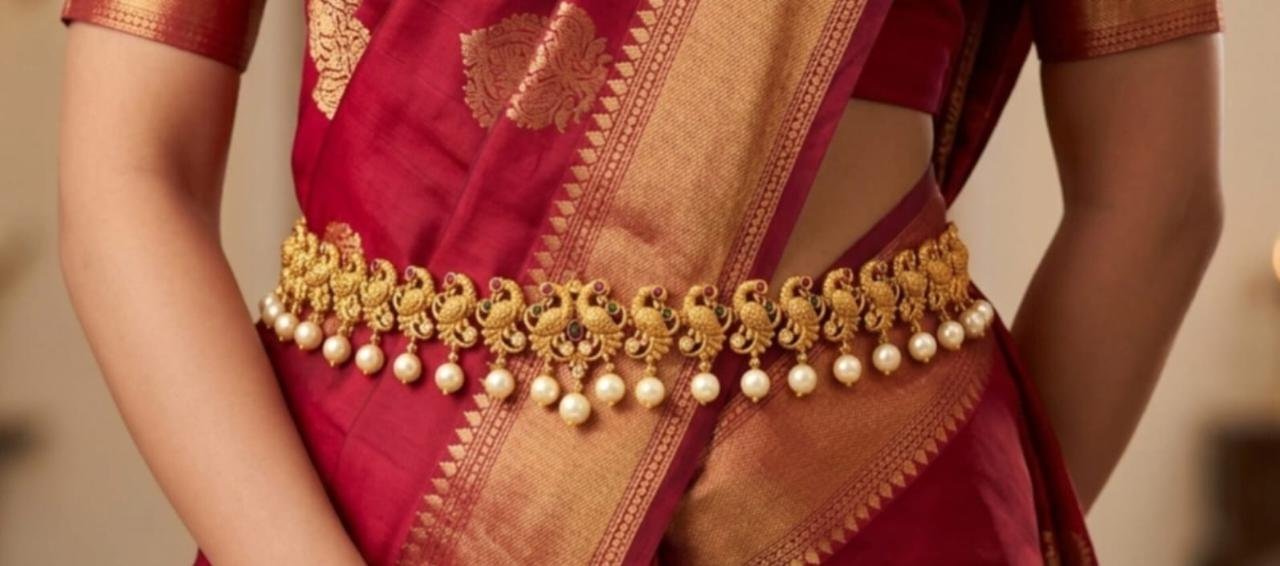 Traditional Peacock Motif Temple Vaddanam / Oddiyanam (Waist Belt)