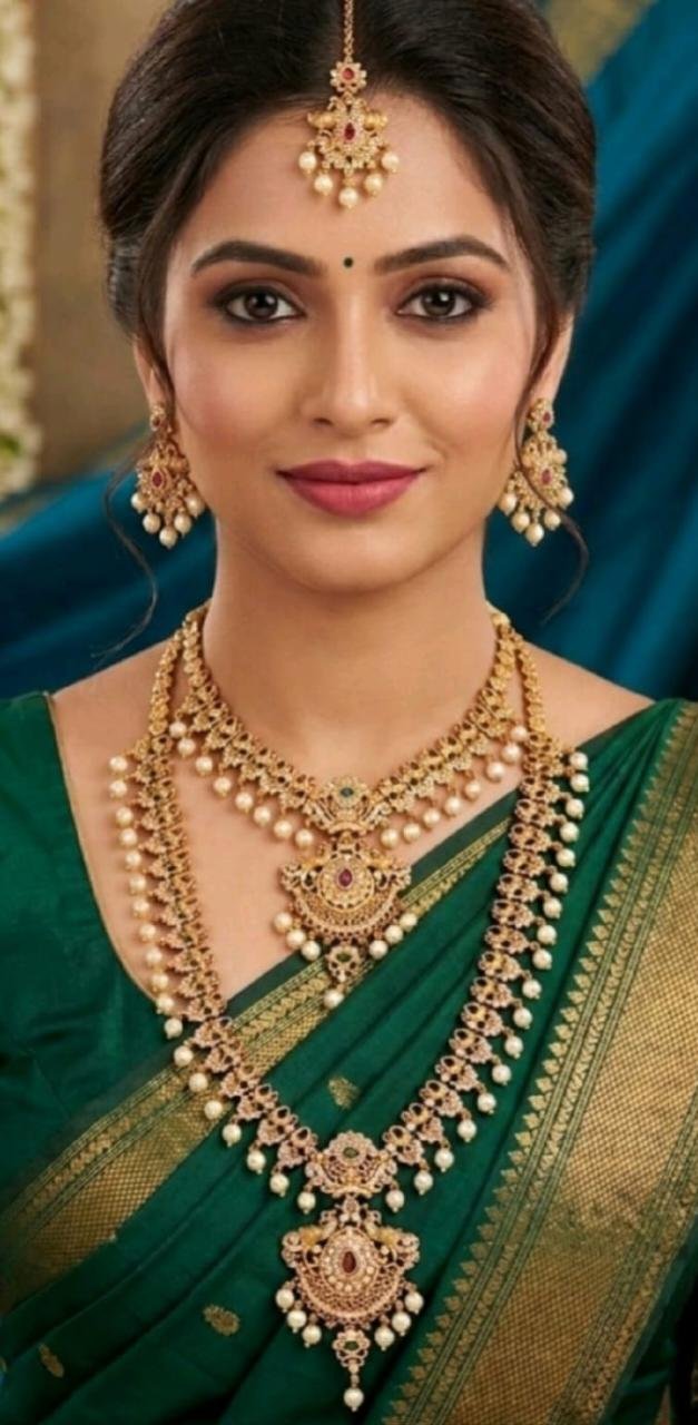 Antique Matt Gold Peacock Motif Bridal Jewellery Combo Set